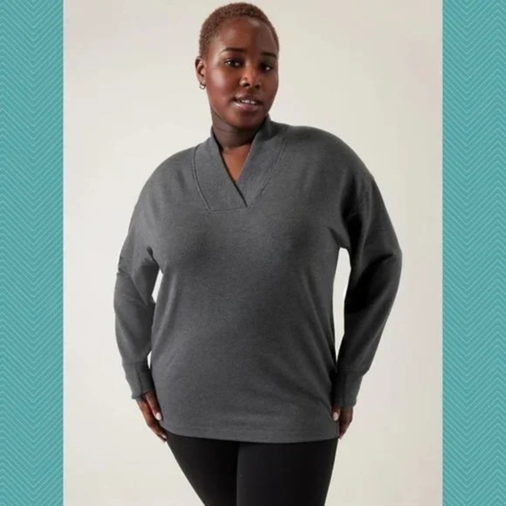 NWT Athleta Clarity V Neck Sweatshirt Pullover Plus Size
